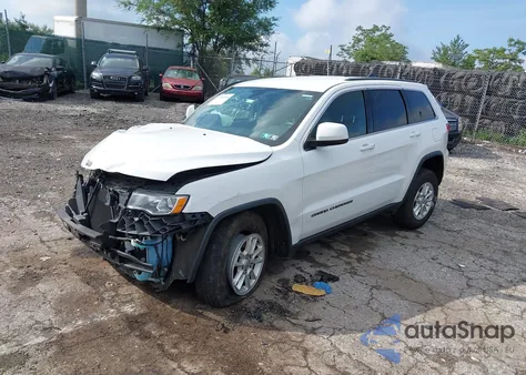 2018 Jeep Grand Cherokee Laredo 4X4 из США, поврежденный, VIN 1C4RJFAG4JC390846